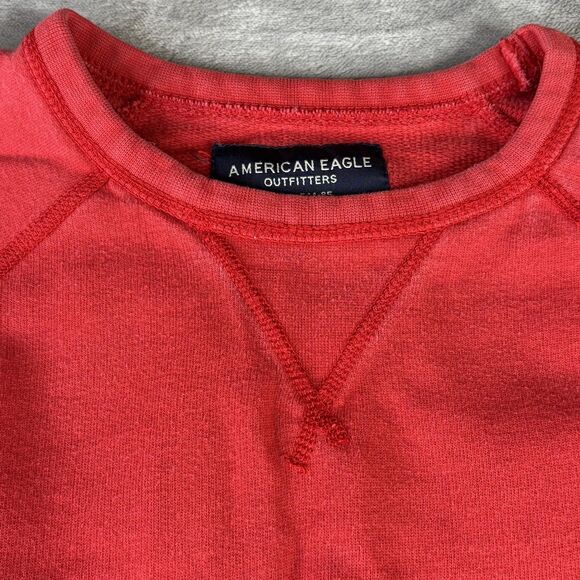 American Eagle Sweater Mens Small Crewneck Pullover Classic Casual Red - Picture 2 of 10